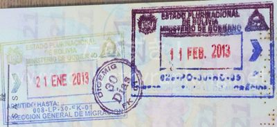 ボリビアの入国出国スタンプ写真