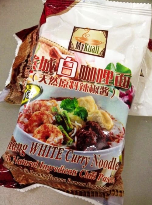 インスタントラーメン(MyKuali Penang White Curry Instant Noodles)の写真